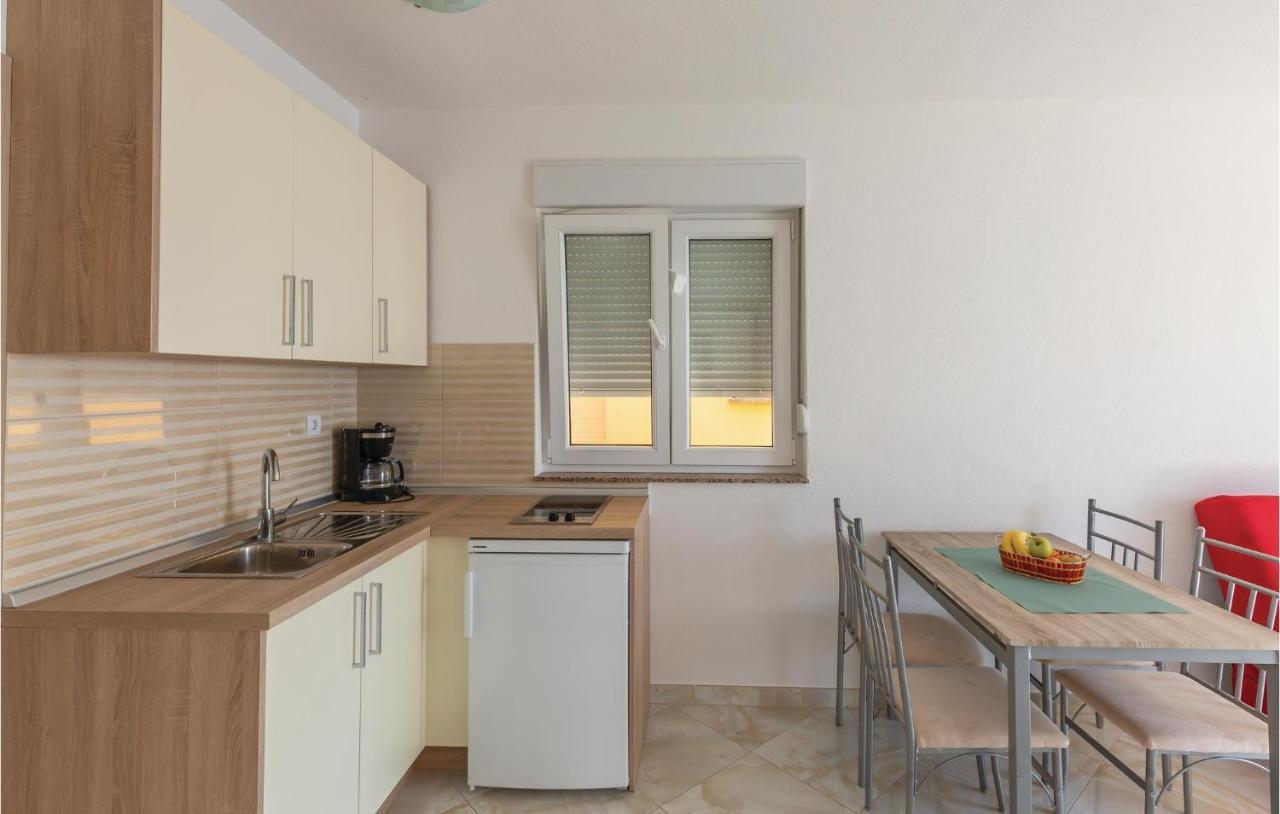 Amazing Apartment In Krvavica With Wifi Exterior foto
