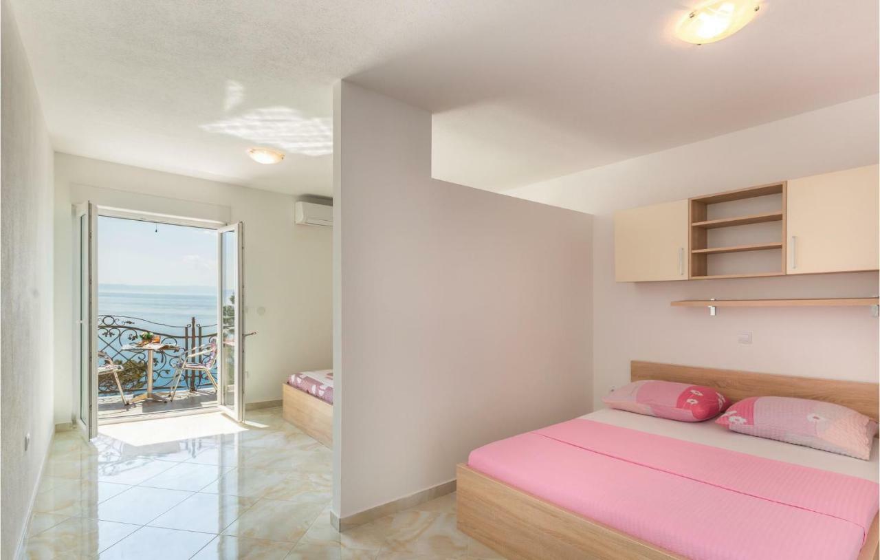 Amazing Apartment In Krvavica With Wifi Exterior foto